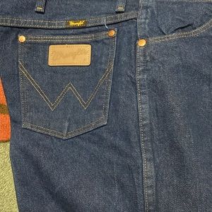 38x32 Wrangler Jeans
